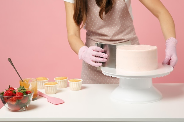 My Recommended Cake Decorating Tools for Beginners
